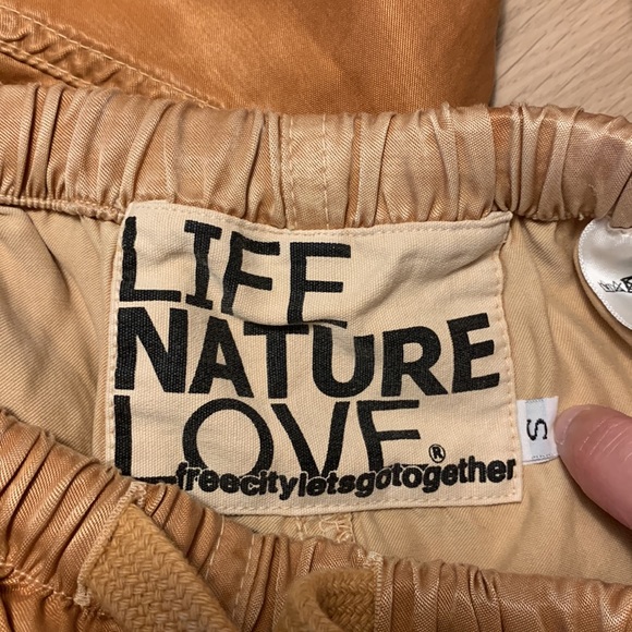 Freecity Satin/Glass Parachute Pant - Picture 9 of 11